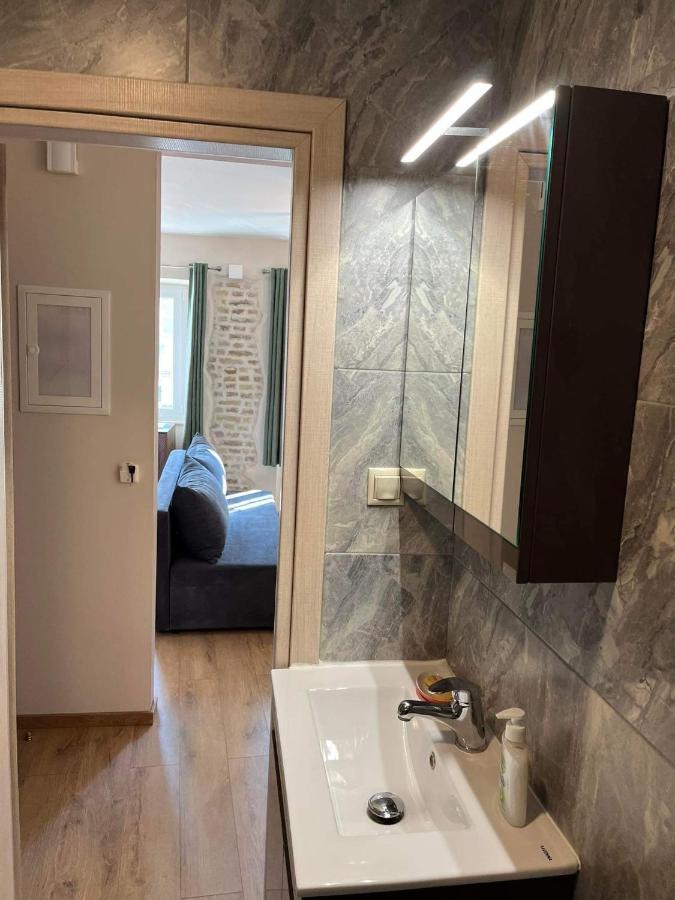 Cosy Old Port Apt In Old Town Appartement Corfu  Buitenkant foto